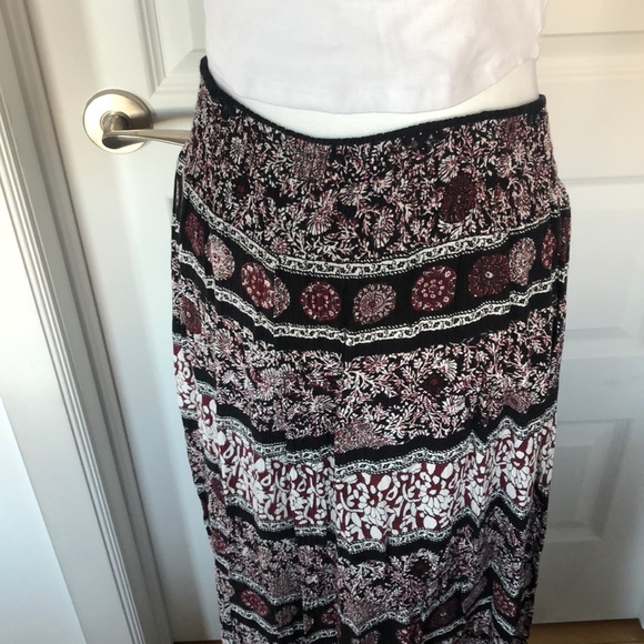 Eclipse Maxi Skirt - Picture 3 of 3